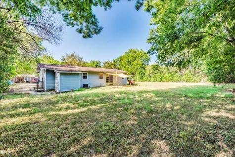 609 Cottonwod Street Lockhart TX 78644