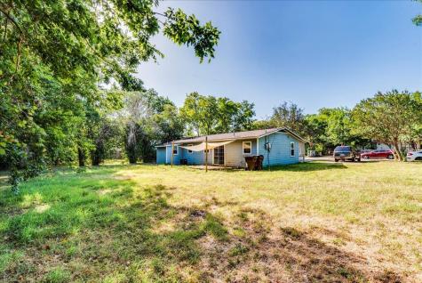 609 Cottonwod Street Lockhart TX 78644
