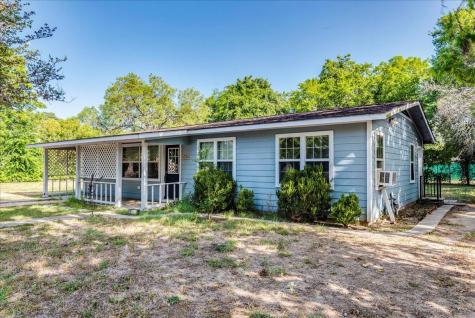 609 Cottonwod Street Lockhart TX 78644