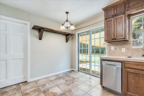 609 Cottonwod Street Lockhart TX 78644