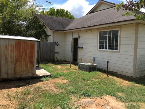 251 Zimmerman Avenue Bastrop TX 78602