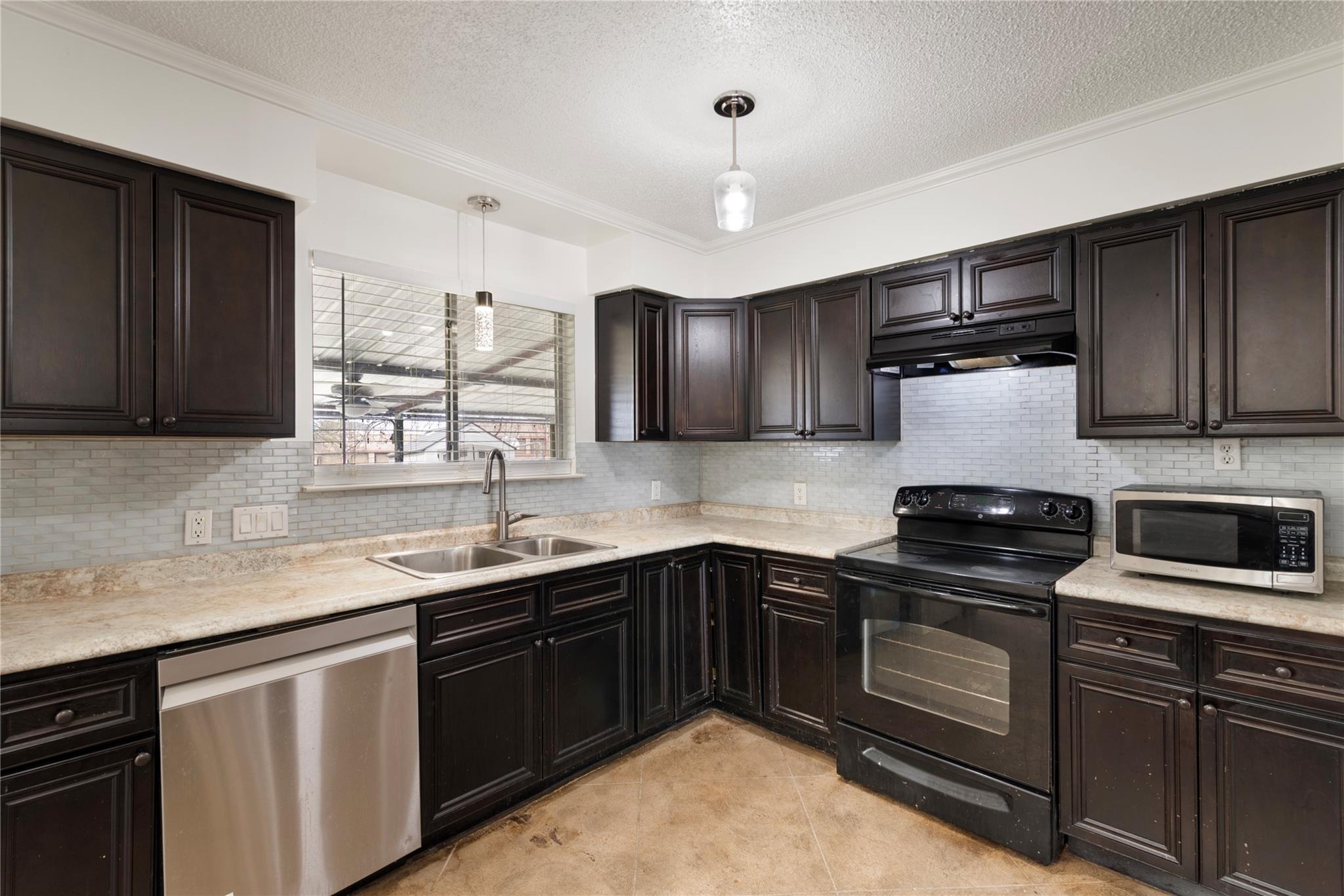 12316 Willow Wild Drive Austin TX 78758