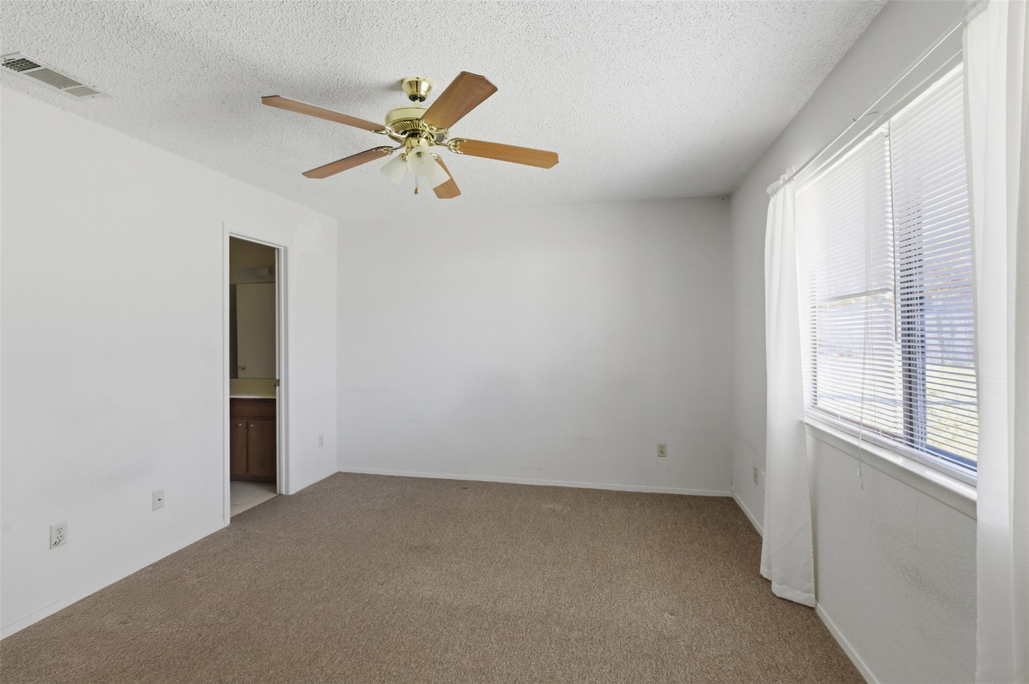 2711 Sunny Lane Taylor TX 76574