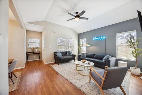 3202 French Place Austin TX 78722