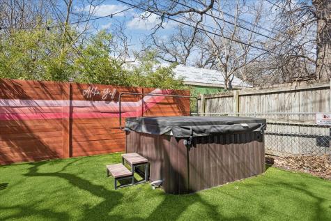 3202 French Place Austin TX 78722
