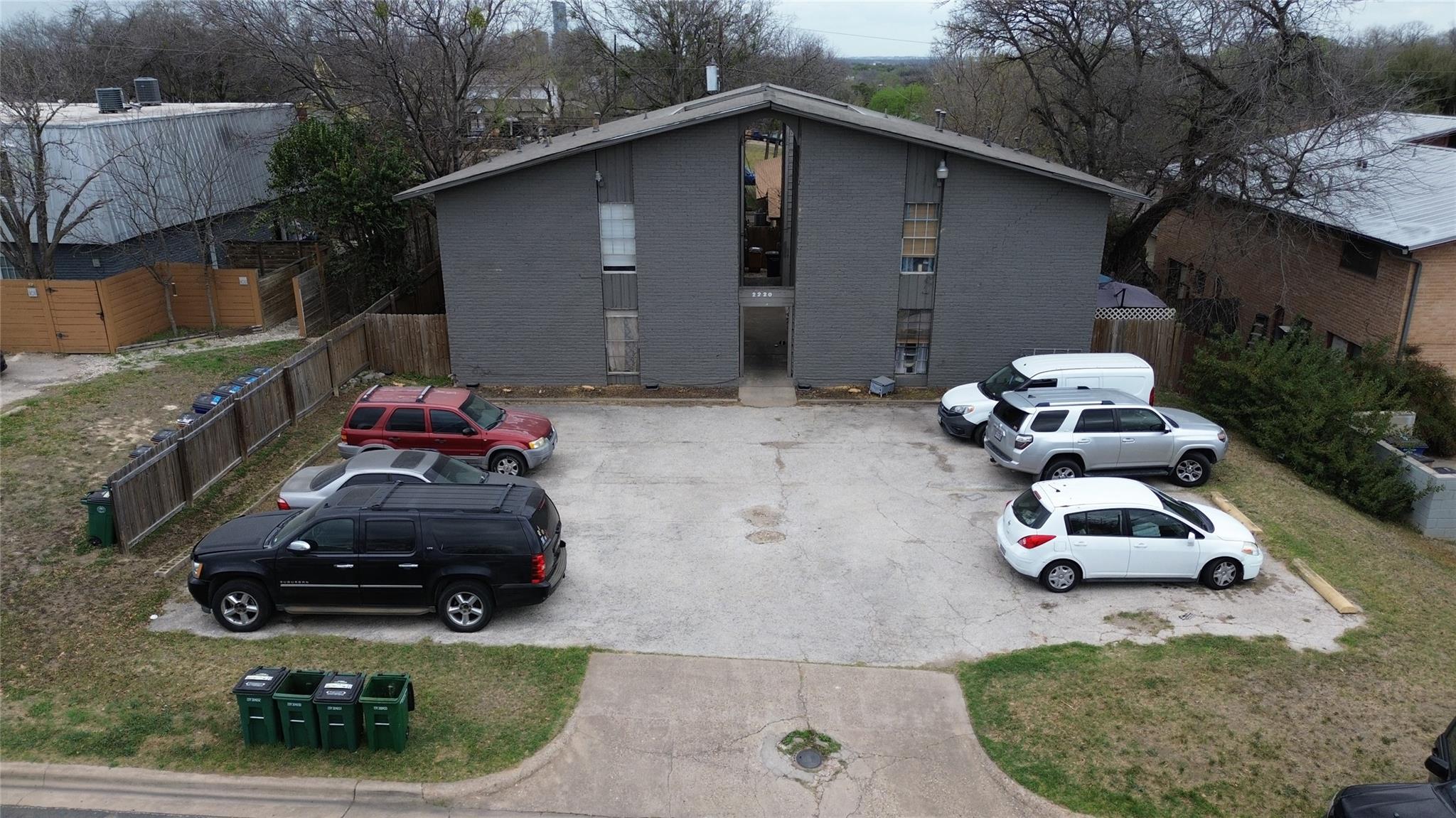 2220 Mission Hill Drive Austin TX 78741