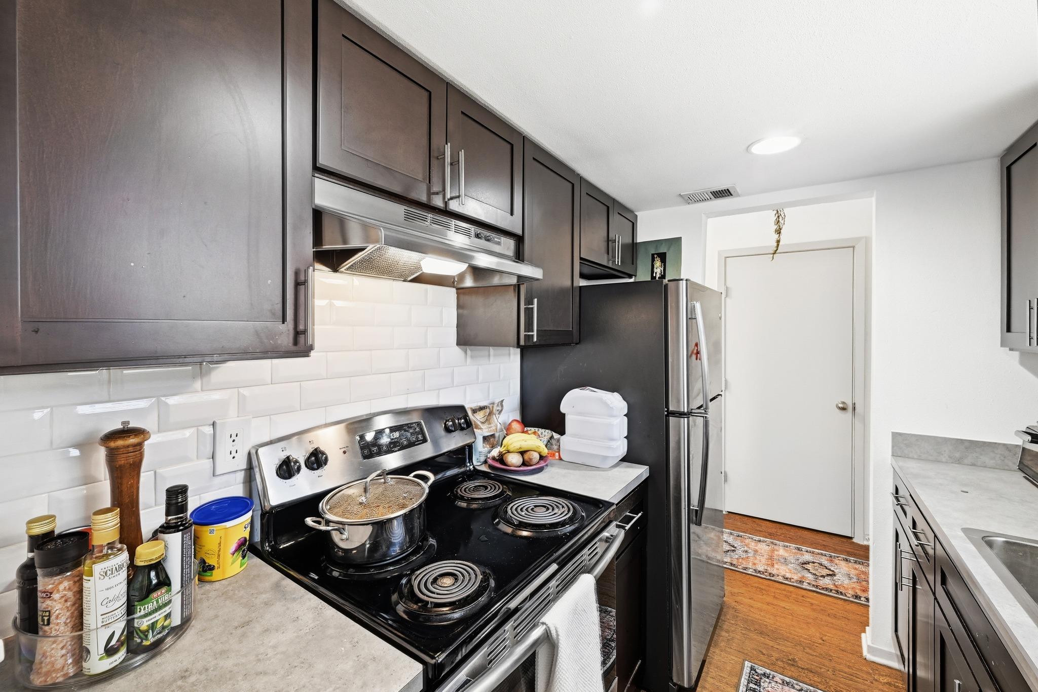 1904 Valley Hill Circle Austin TX 78741