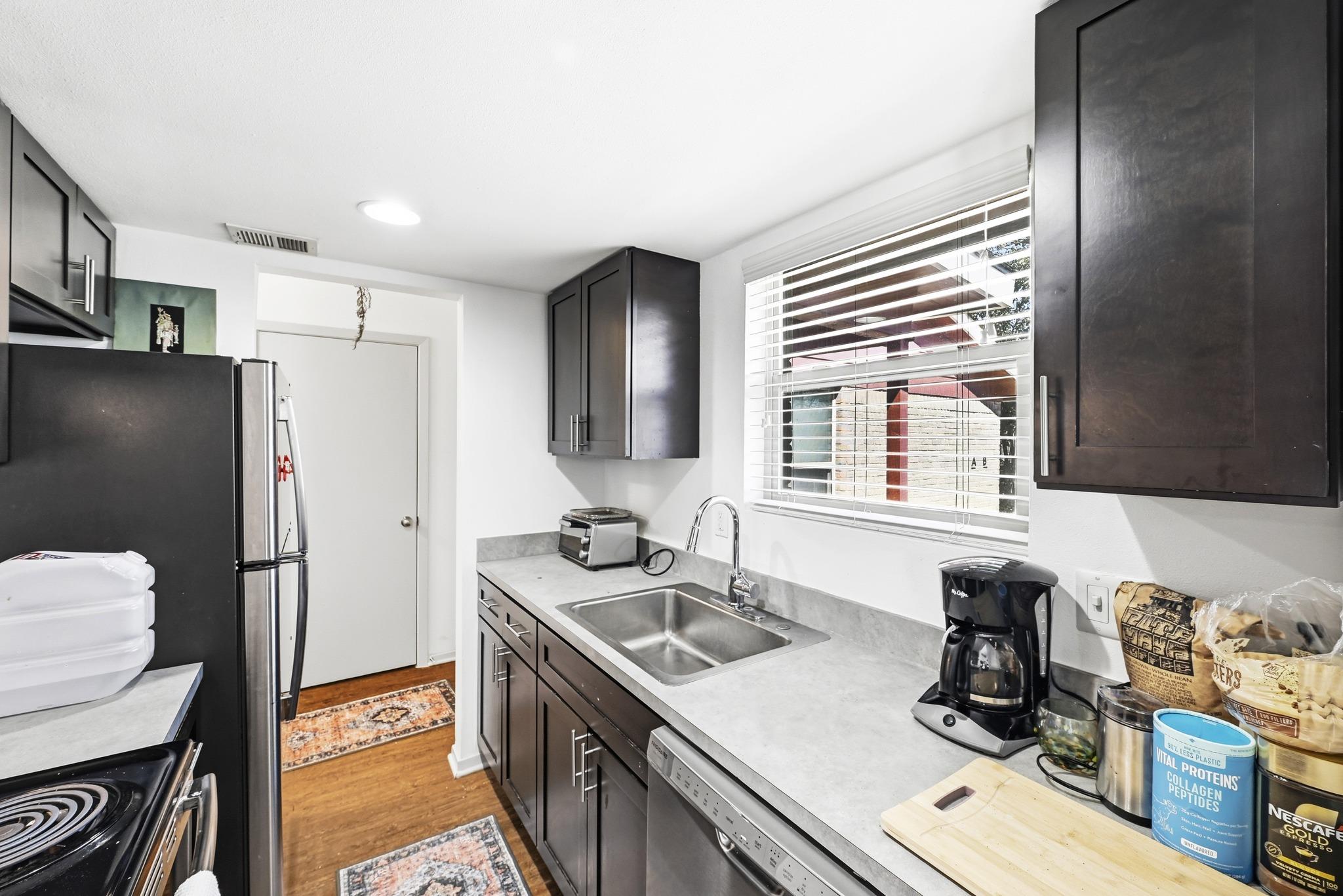 1904 Valley Hill Circle Austin TX 78741