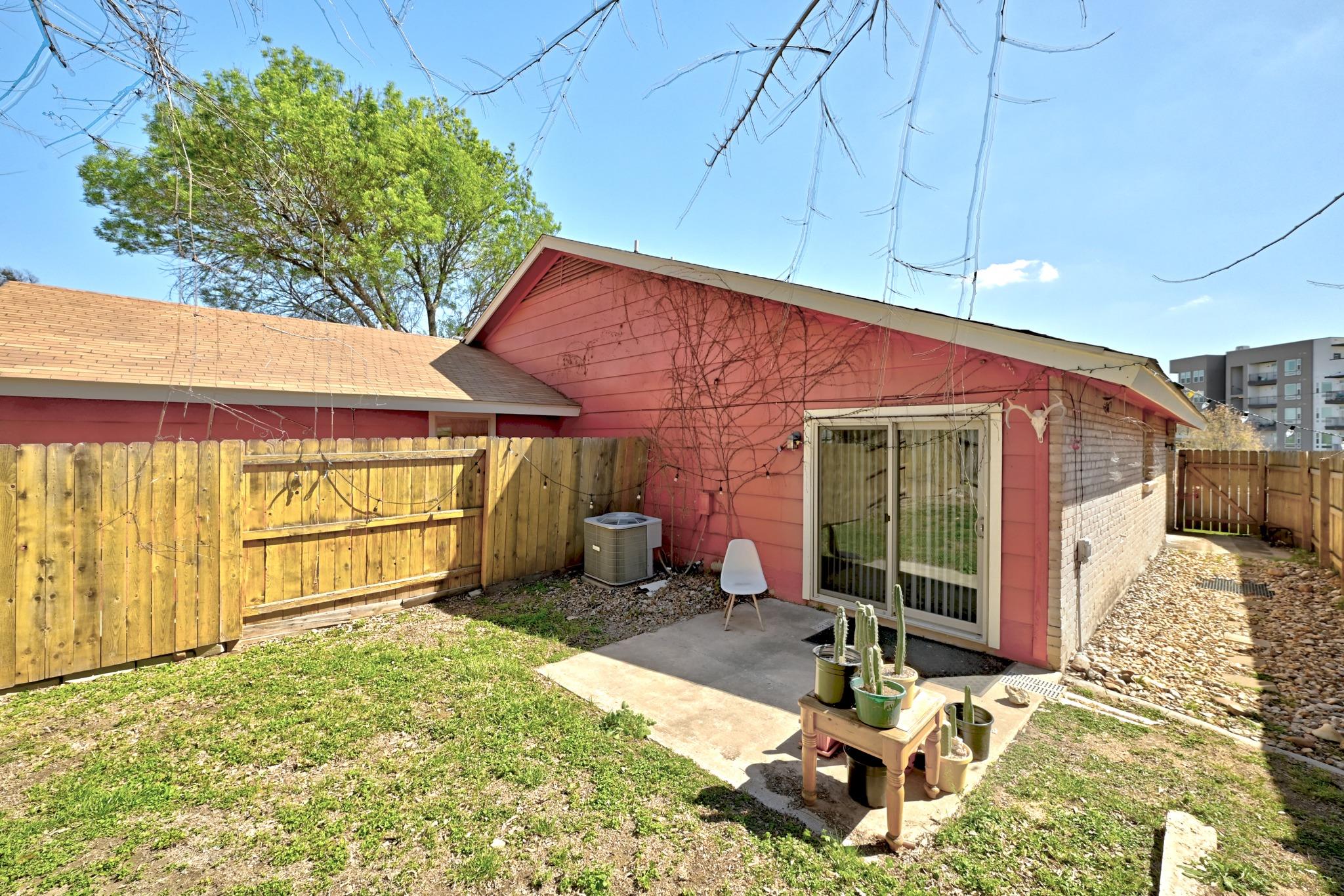 1904 Valley Hill Circle Austin TX 78741