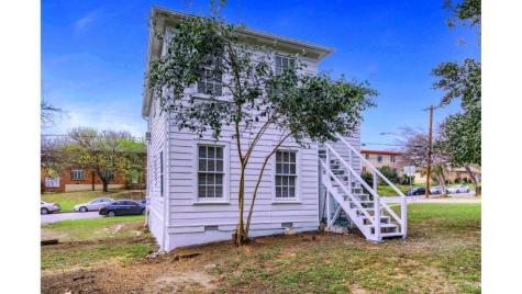 3211 Tom Green Street Austin TX 78705