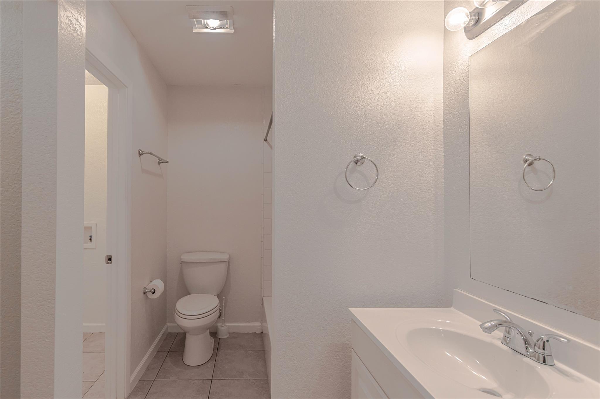 2005 Matthews Lane Austin TX 78745