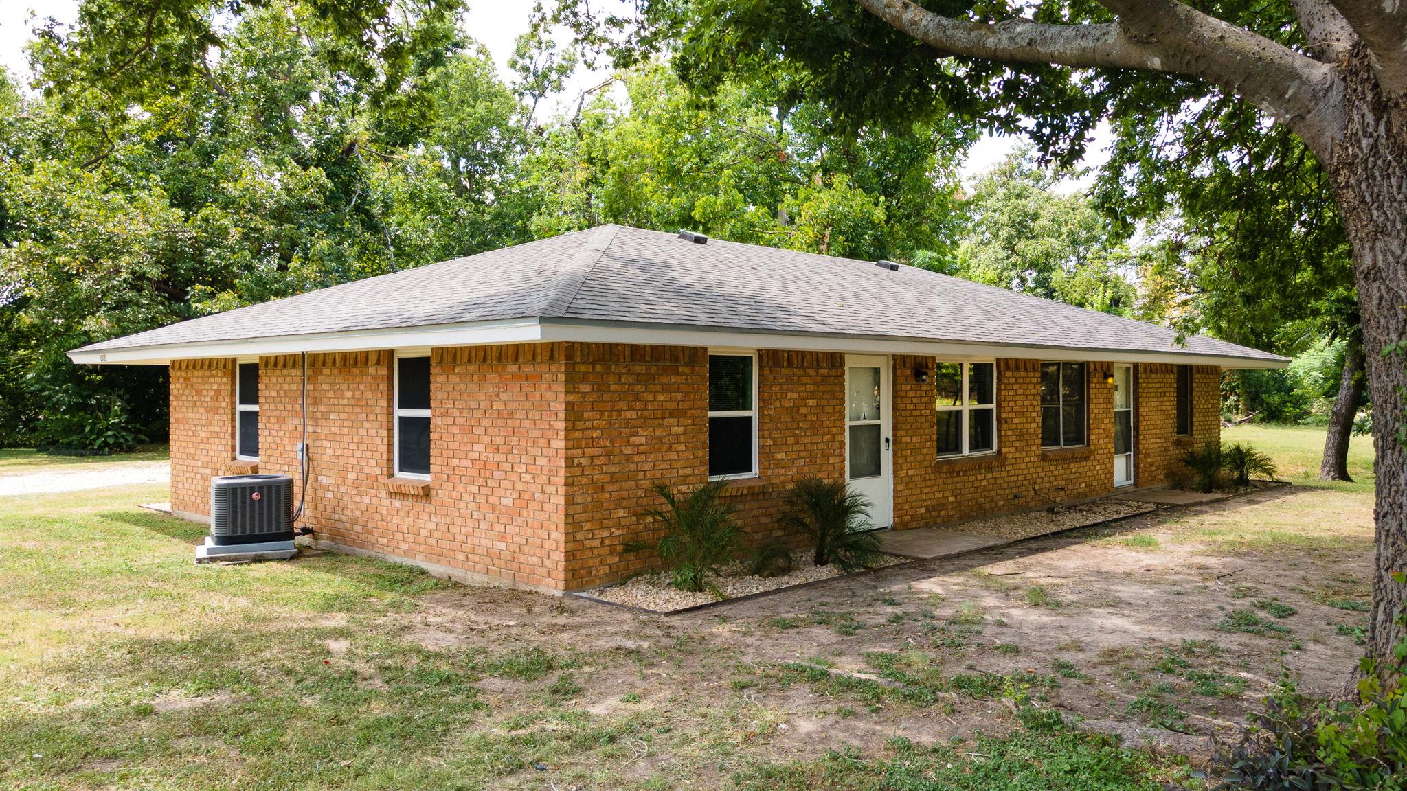 2109 W Avenue B Temple TX 76504