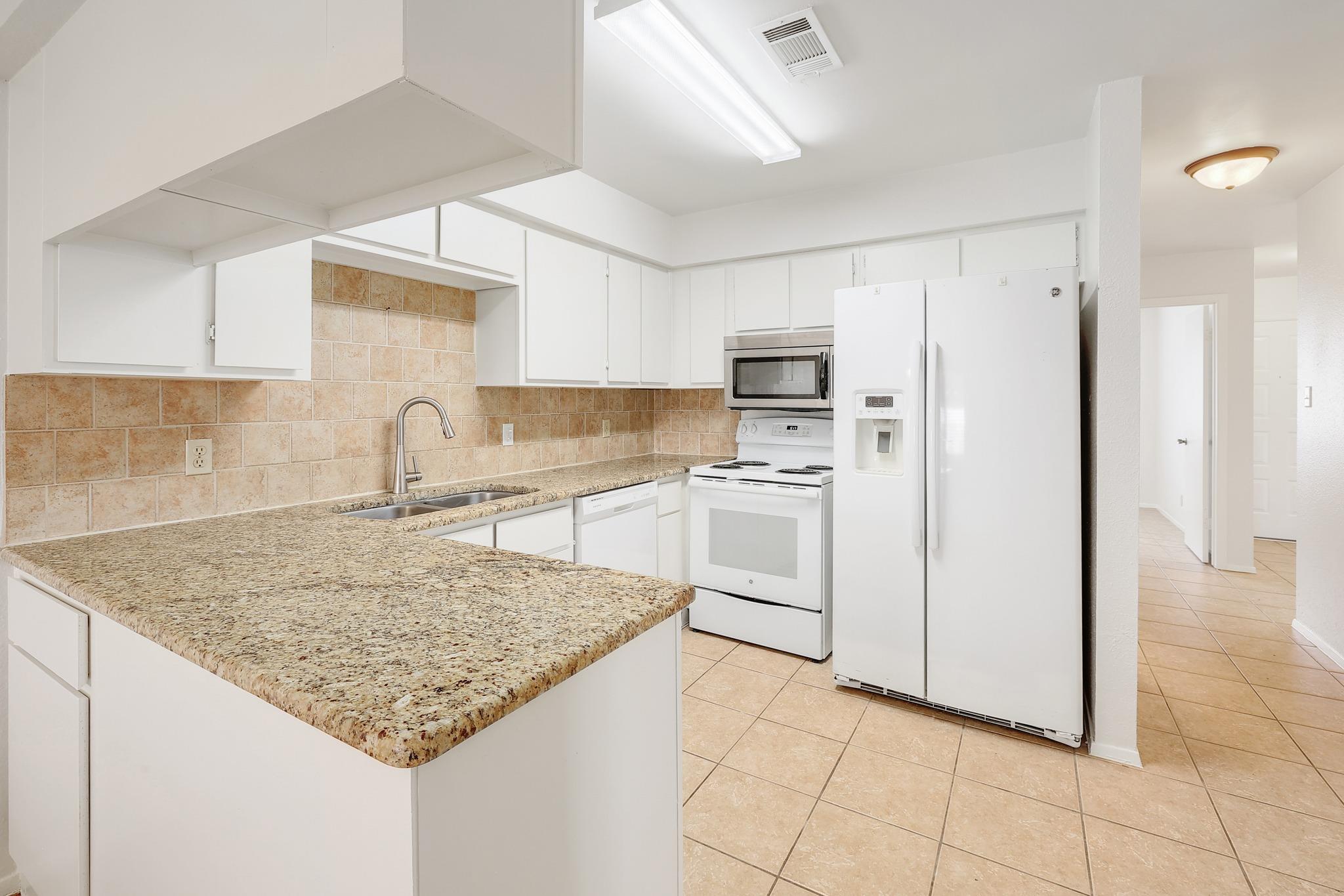 316/318 Highland Estates Drive Round Rock TX 78664