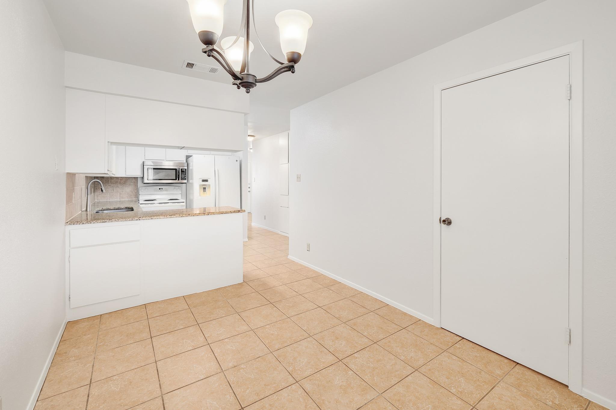 316/318 Highland Estates Drive Round Rock TX 78664