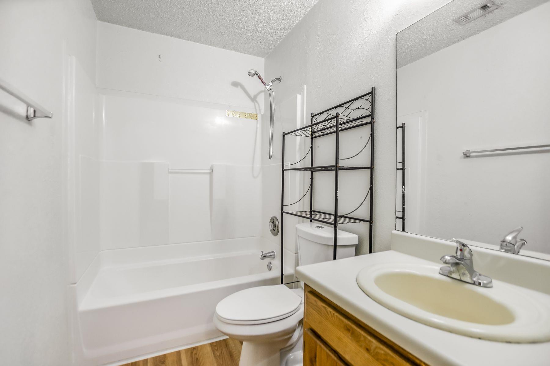 11948 Sunhillow Bend Austin TX 78758