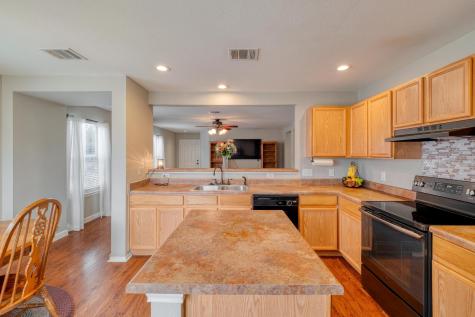 4302 Kings Canyon Drive Taylor TX 76574