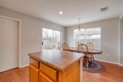 4302 Kings Canyon Drive Taylor TX 76574