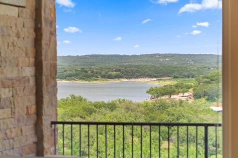 128 Carol Cove Spicewood TX 78669