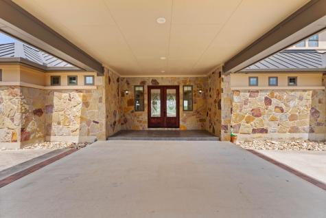 128 Carol Cove Spicewood TX 78669