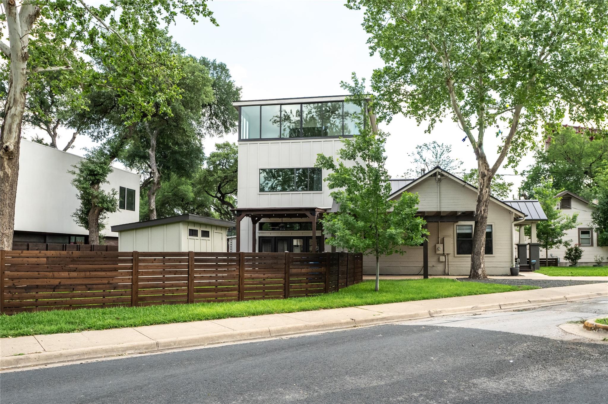 2103 Kinney Avenue Austin TX 78704