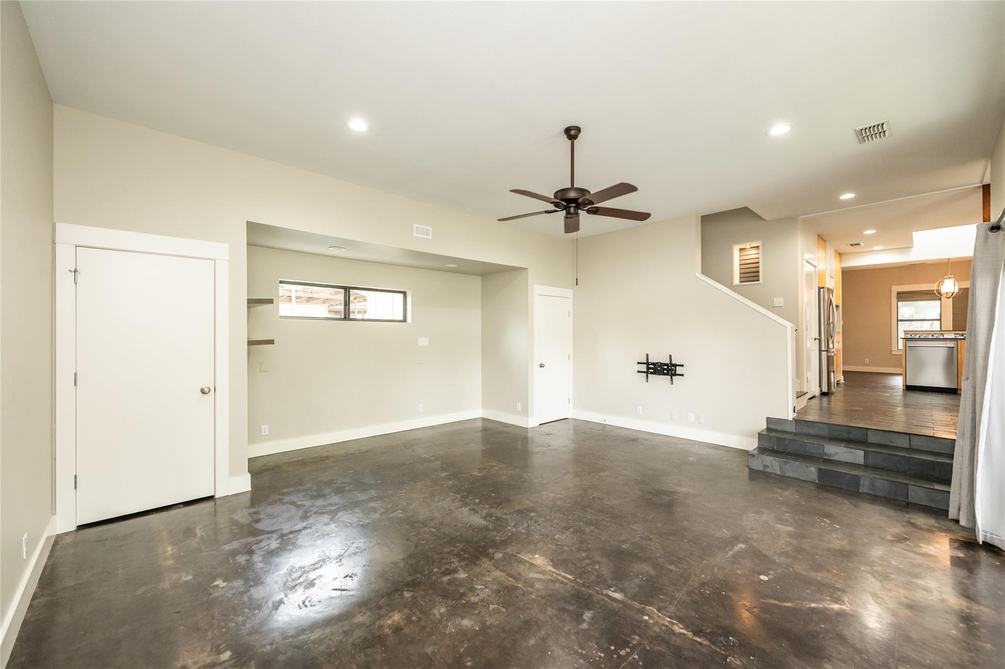 2103 Kinney Avenue Austin TX 78704