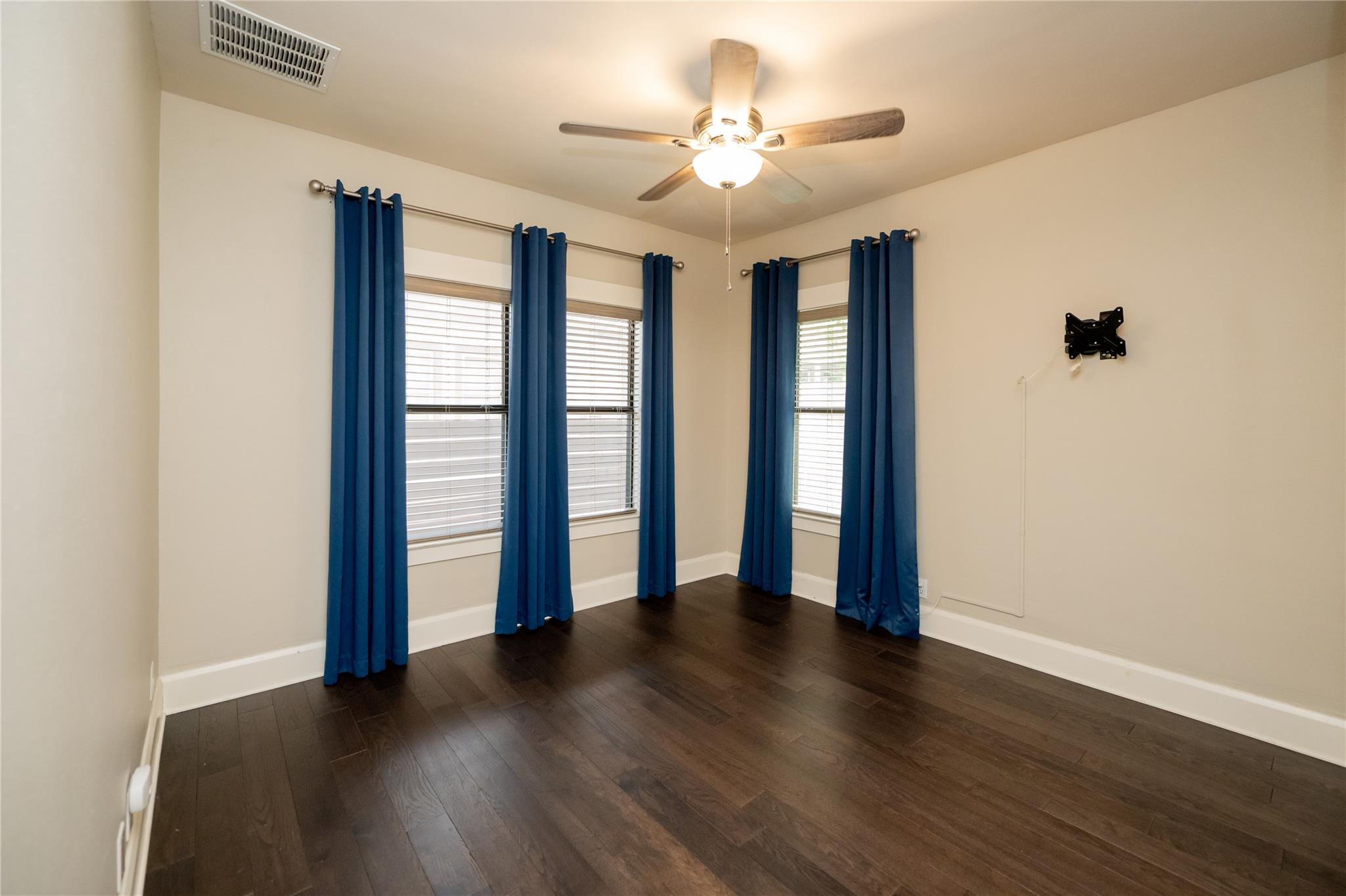 2103 Kinney Avenue Austin TX 78704