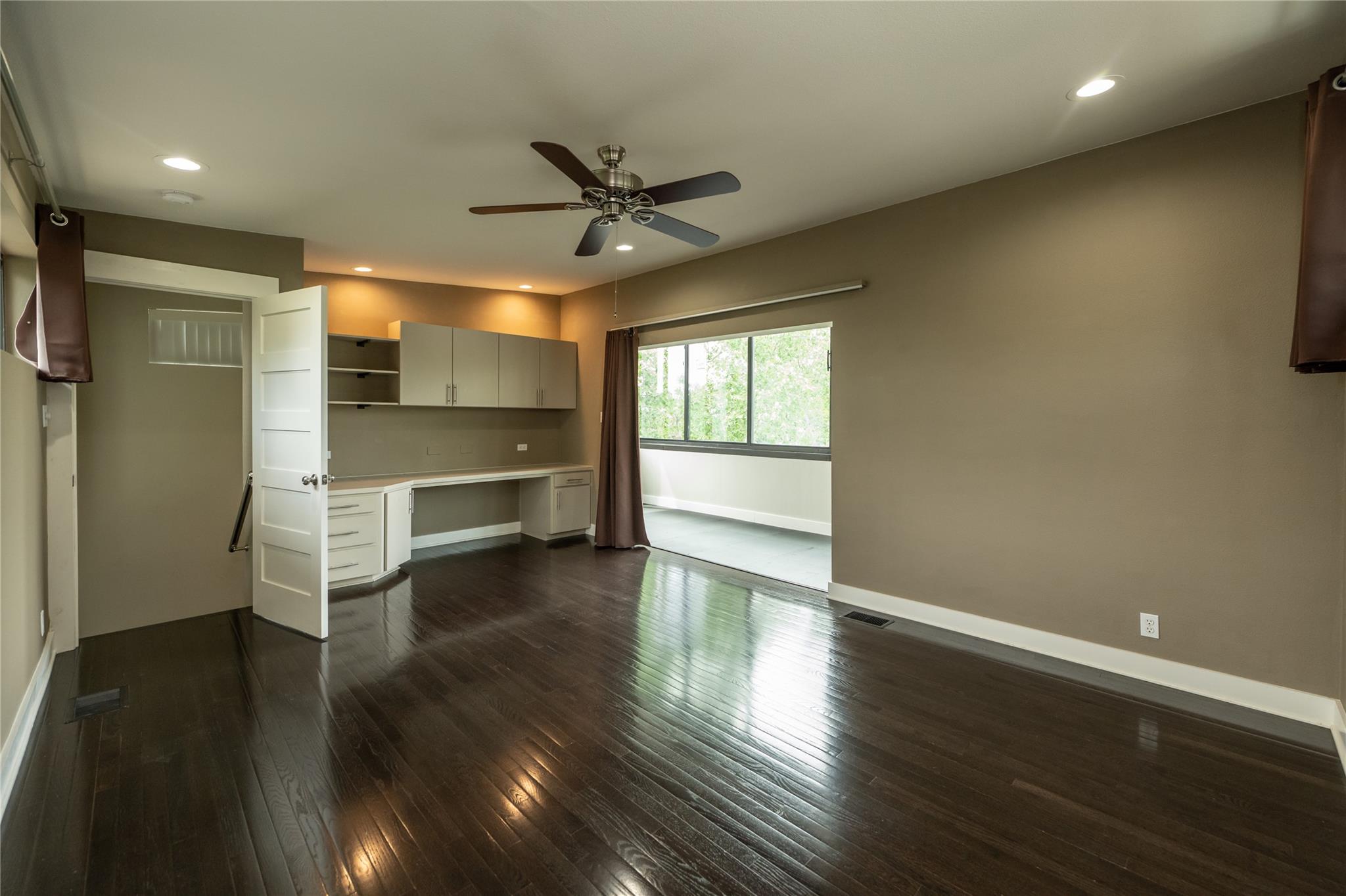 2103 Kinney Avenue Austin TX 78704