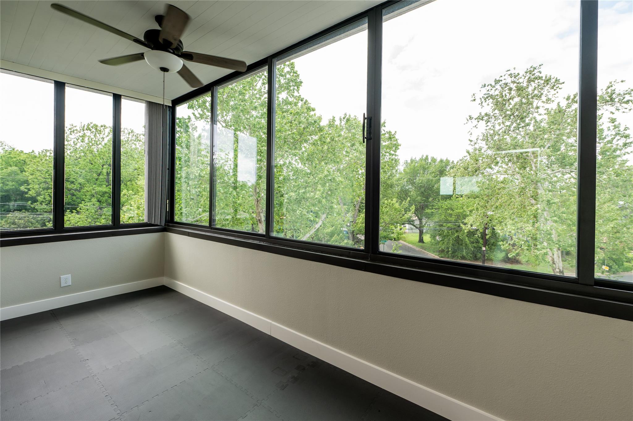 2103 Kinney Avenue Austin TX 78704