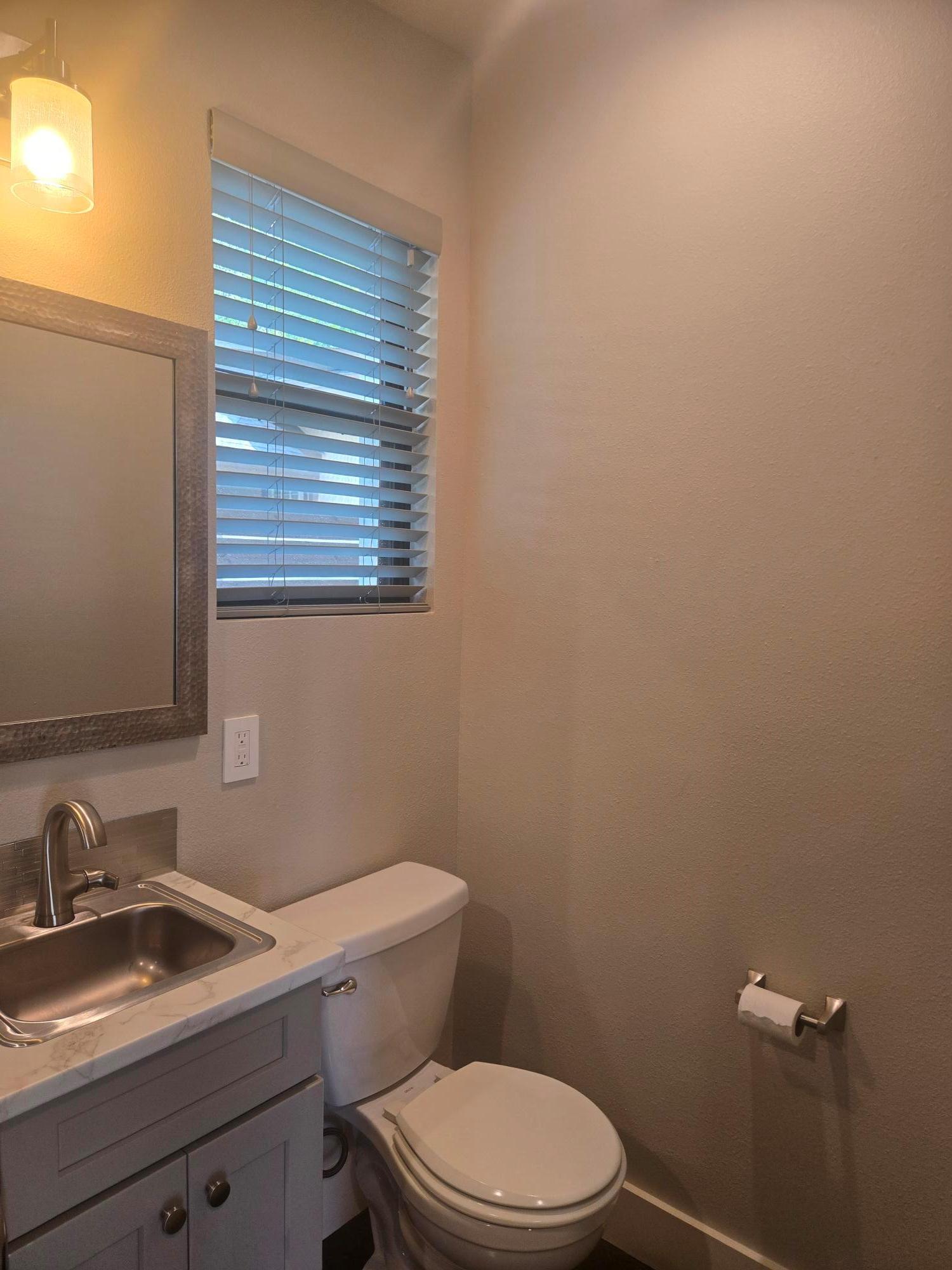 2103 Kinney Avenue Austin TX 78704