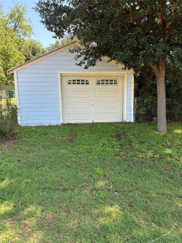 101 Short Street Smithville TX 78957
