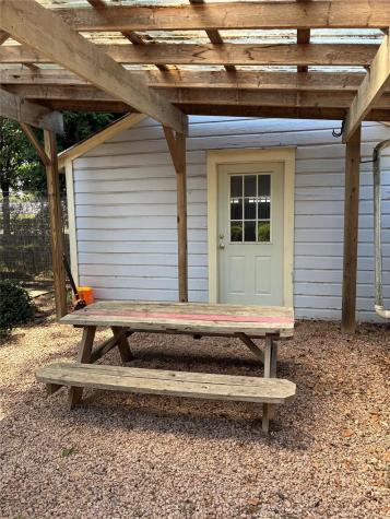 101 Short Street Smithville TX 78957