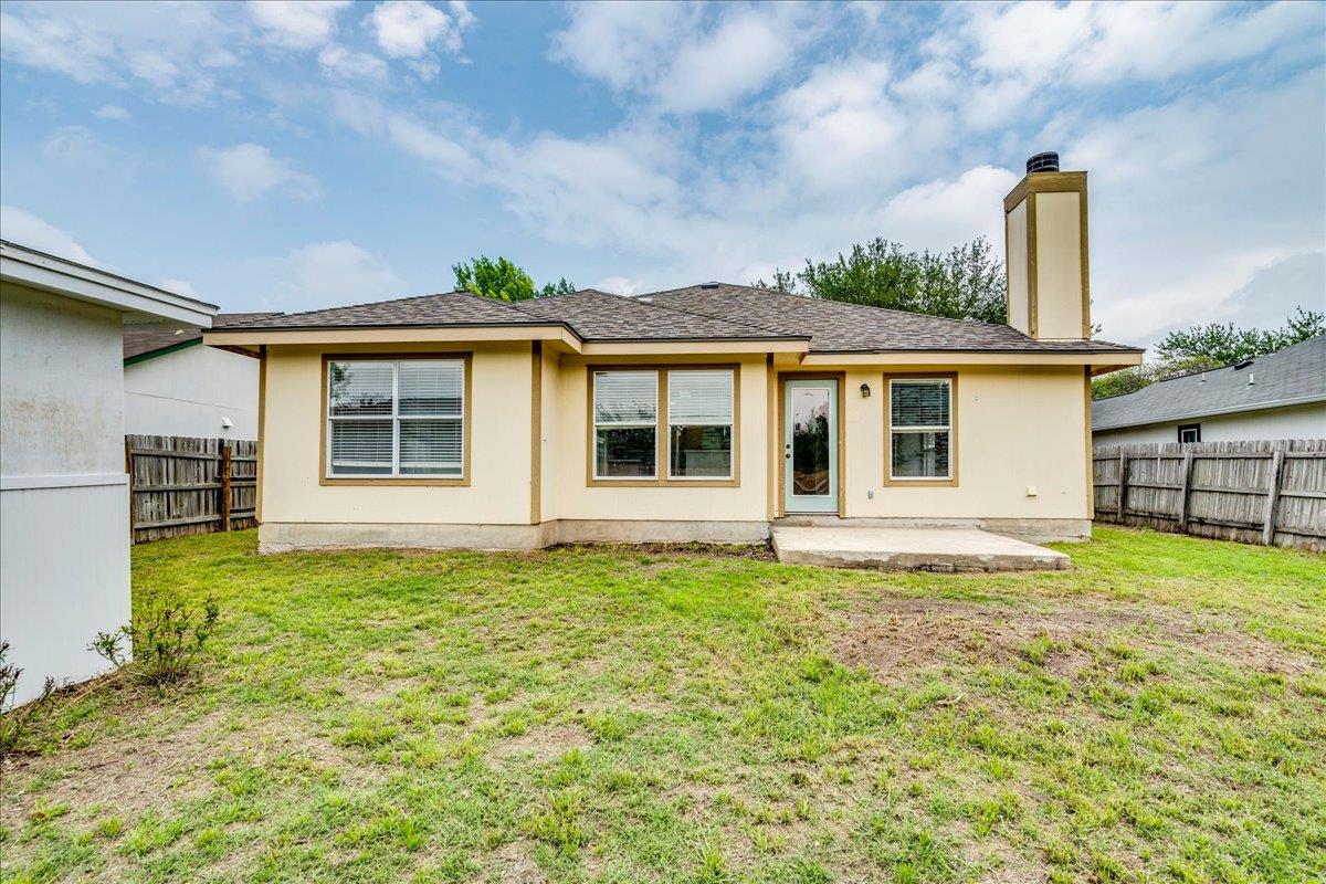 201 Elmer Cove Kyle TX 78640