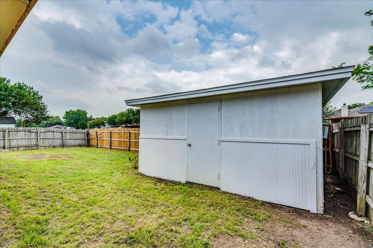 201 Elmer Cove Kyle TX 78640