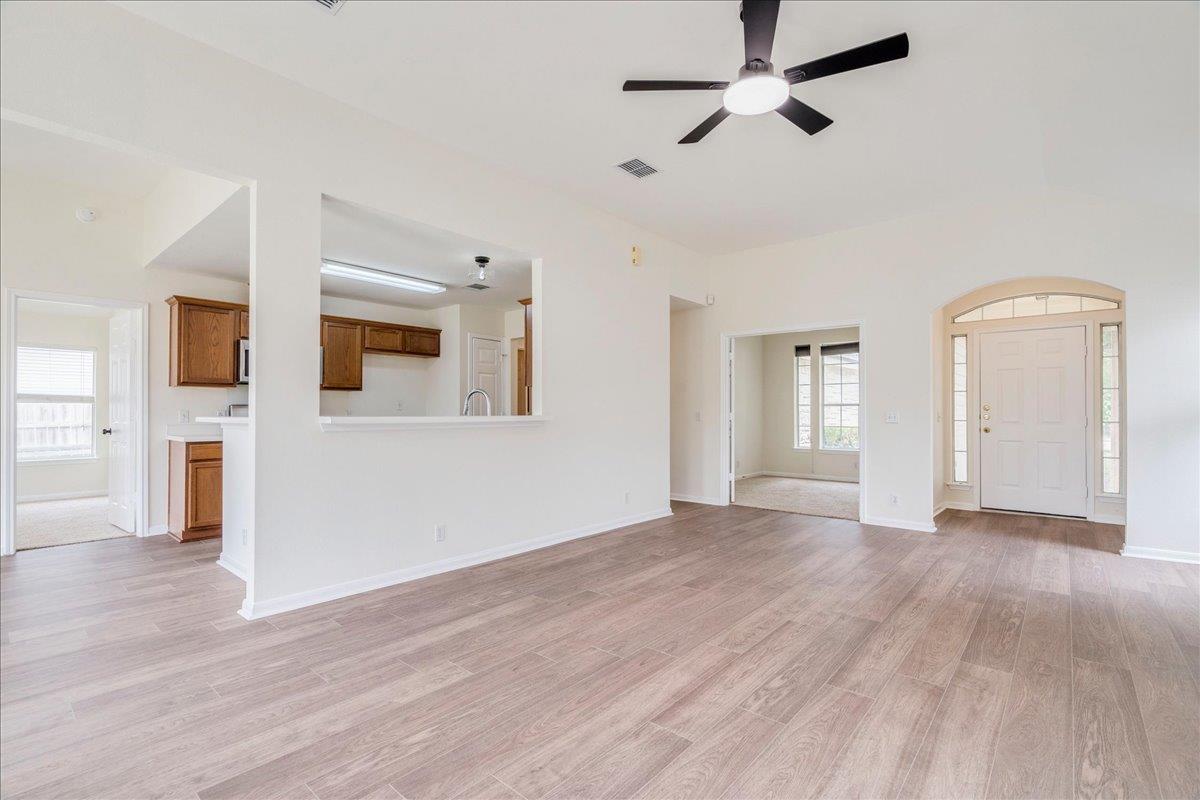 201 Elmer Cove Kyle TX 78640