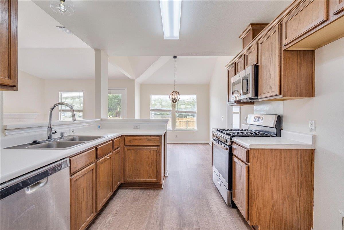 201 Elmer Cove Kyle TX 78640