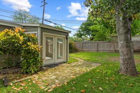 4815 Woodview Avenue Austin TX 78756