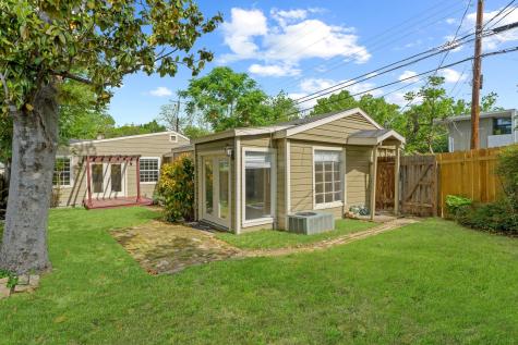 4815 Woodview Avenue Austin TX 78756