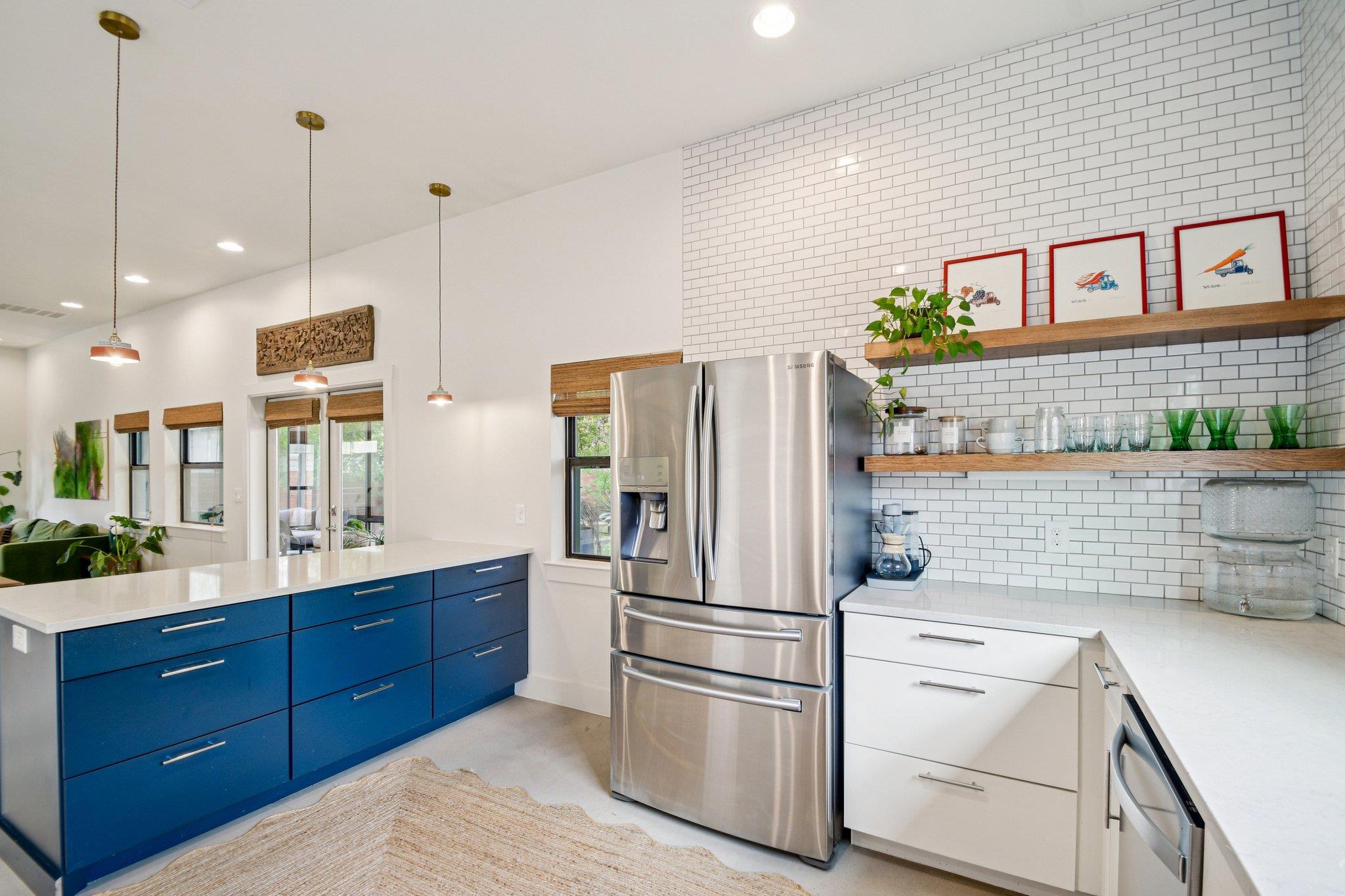 4506 Russell Drive Austin TX 78745