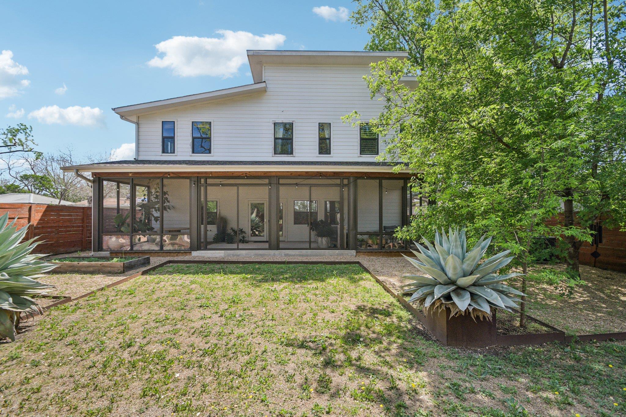 4506 Russell Drive Austin TX 78745