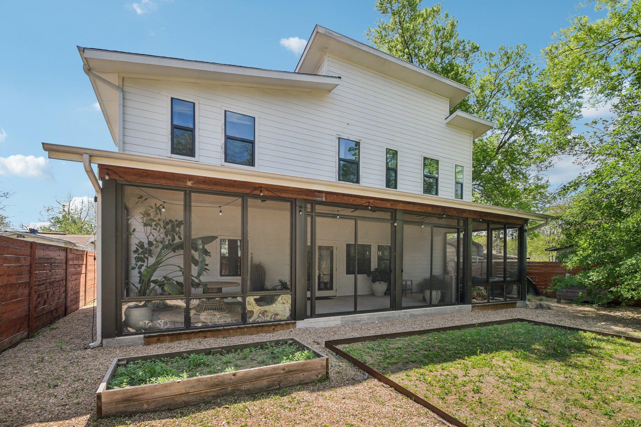 4506 Russell Drive Austin TX 78745