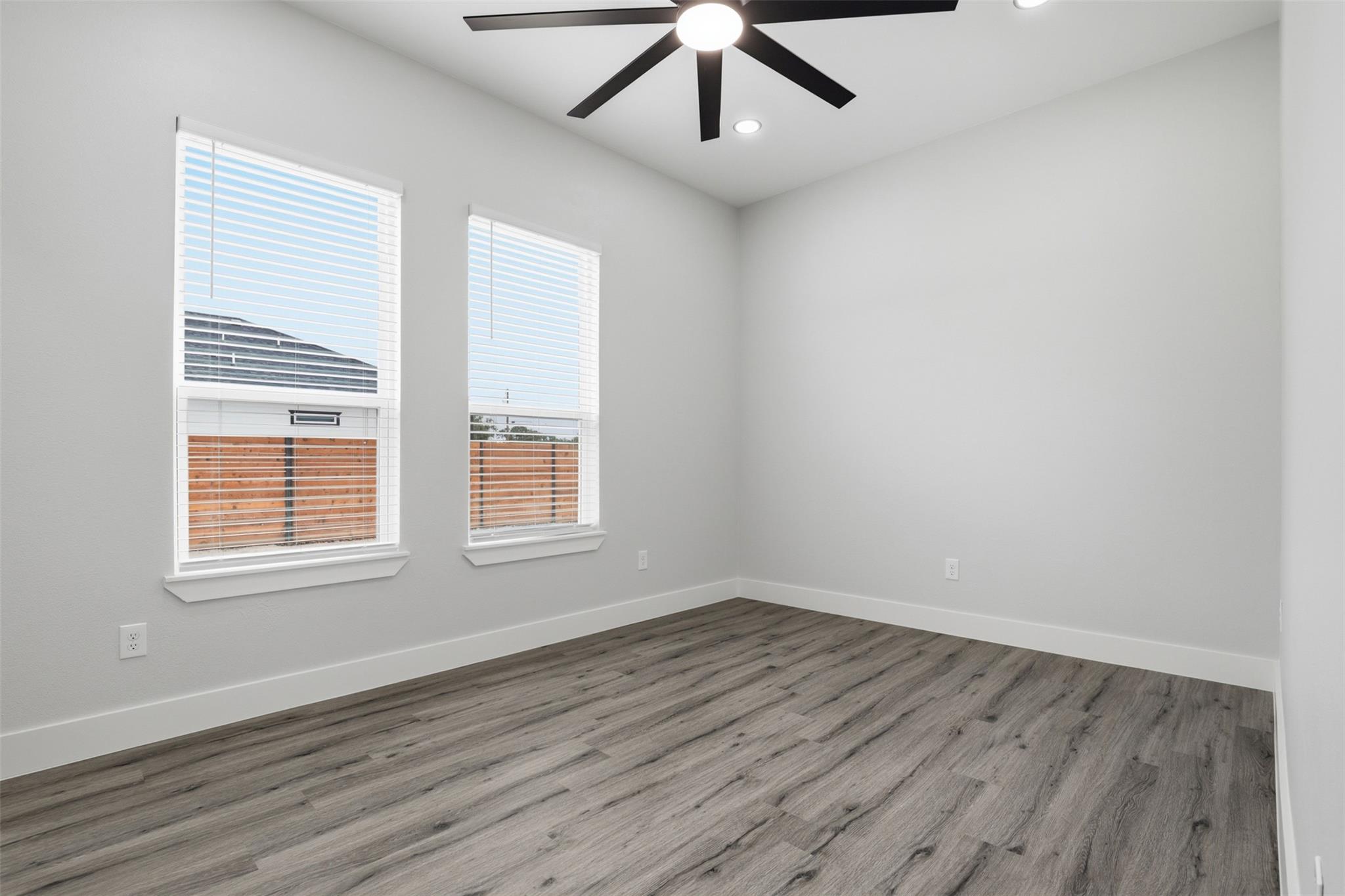 123 Los Robles Road Elgin TX 78621