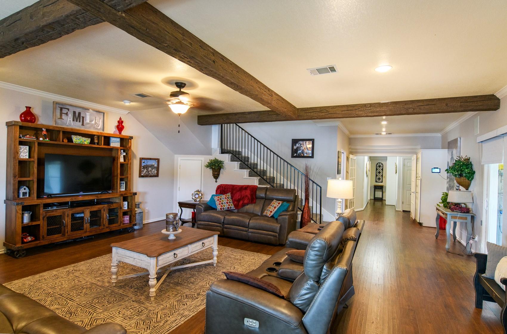 1912 Bluebonnet Lane Kingsland TX 78639