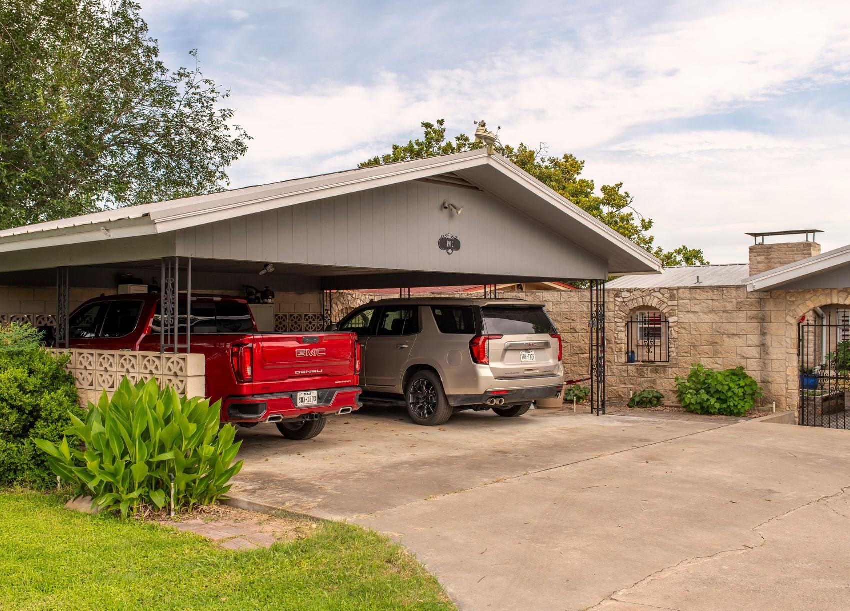 1912 Bluebonnet Lane Kingsland TX 78639