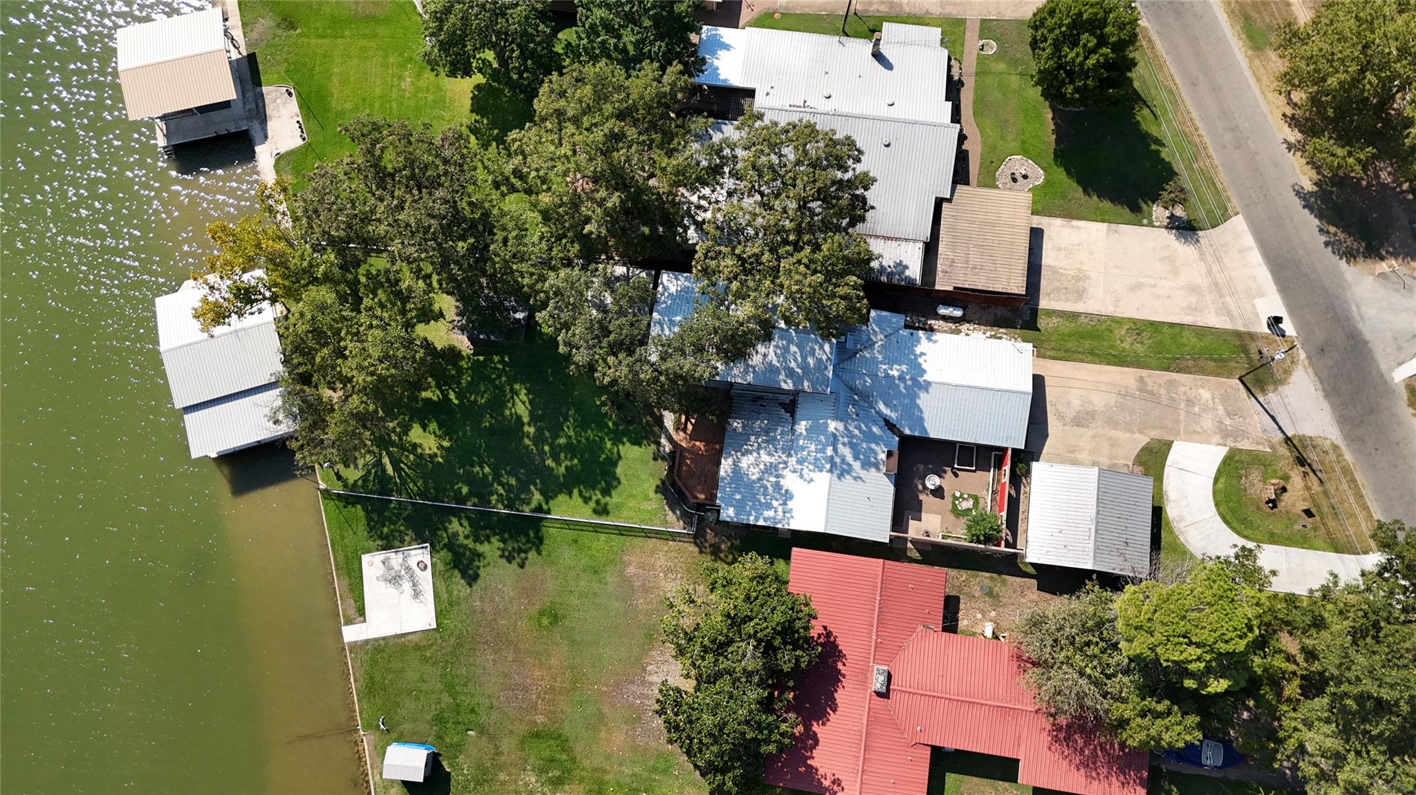 1912 Bluebonnet Lane Kingsland TX 78639