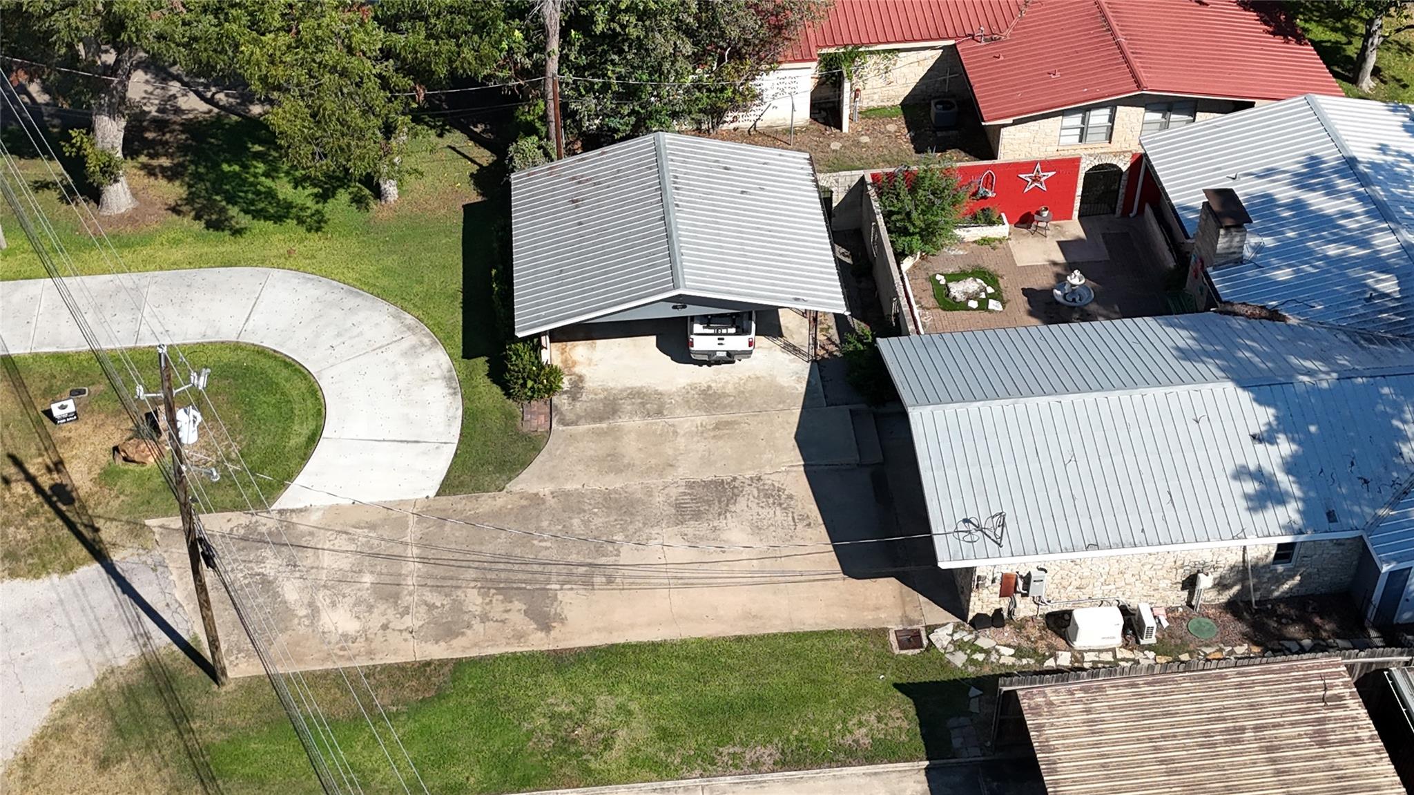 1912 Bluebonnet Lane Kingsland TX 78639