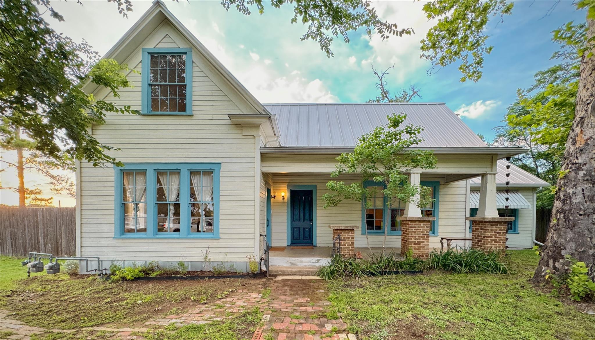 200 E Brenham Street Elgin TX 78621