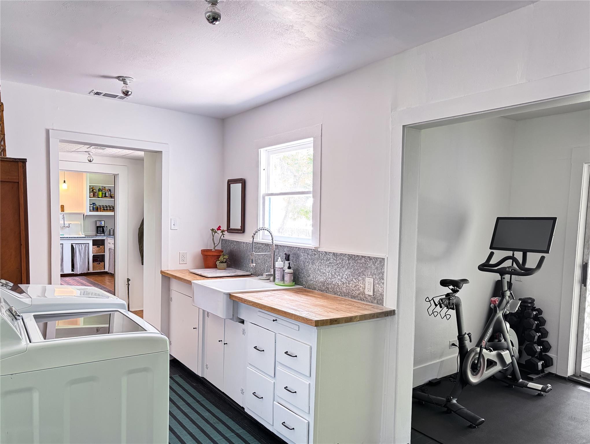 200 E Brenham Street Elgin TX 78621