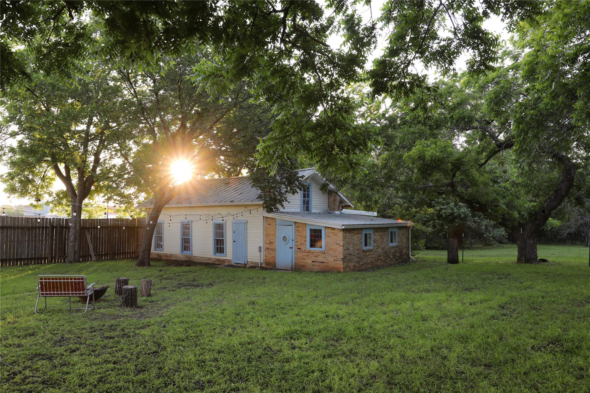 200 E Brenham Street Elgin TX 78621