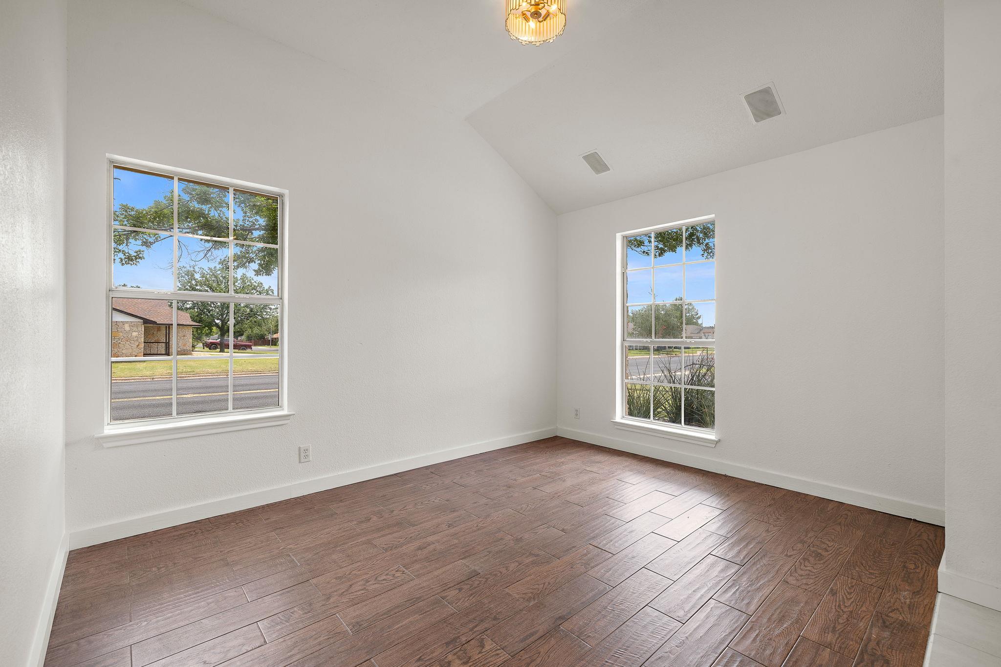 1000 Woodview Drive Georgetown TX 78628