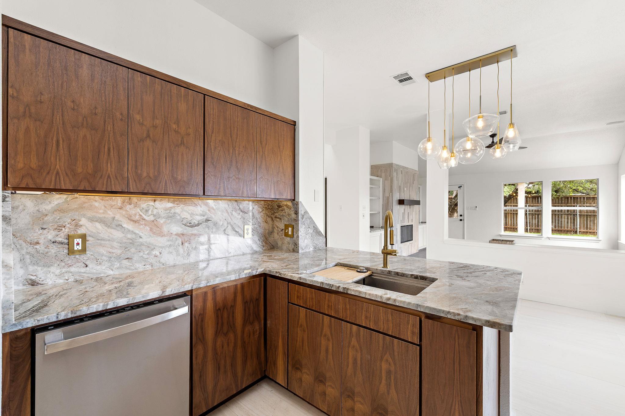 1000 Woodview Drive Georgetown TX 78628